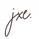 Juliaxeats logo